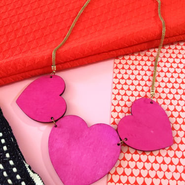 Cute Magenta Pink Wood Heart Large Statement Necklace 