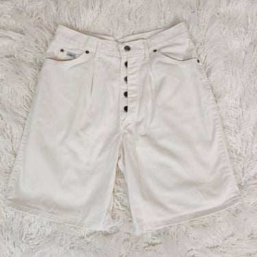 Vintage 90s/Y2K White Mom Shorts // Chic High Waisted Denim 