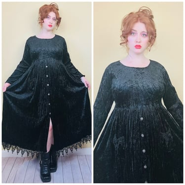 1990s Vintage Stonebridge Black Crushed Velvet Dress / 90s Goth Lace Trim Victorian Smock Dress / Medium - Large 