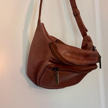 Vintage mahogany brown leather Fanny pack, hip pack, belt bag with adjustable strap 