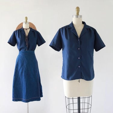 navy button top - m - vintage 80s 90s womens short sleeve shirt blouse dark blue minimal 