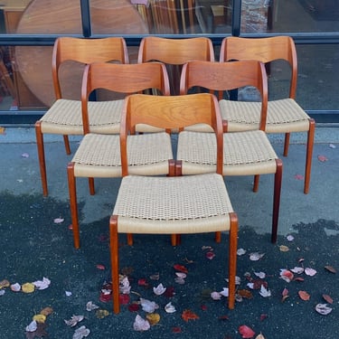 Incredible Set of 6 Teak NO Moller Model 71 Dining Chairs Newly Woven Seats