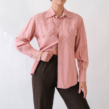 Vintage 50s Soft Pink Western Rayon Gabardine Pearl Snap Shirt w/ Sawtooth Pockets | Rockabilly, Greaser | 1950s Western Gabardine Shirt 