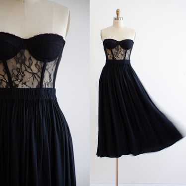 black midi skirt 90s vintage dark academia minimal black full fit and flare vintage skirt 