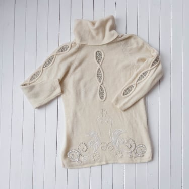 soft cream turtleneck sweater | 80s 90s vintage ivory white fuzzy cottagecore style wool angora sweater 