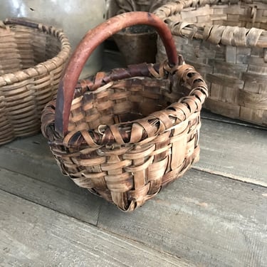 Tiny Antique Rustic Willow Posy Basket, Bentwood Handle, European Farmhouse 