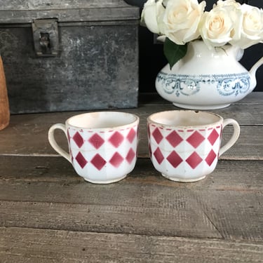 French Ironstone Coffee Cups, Digoin Café au Lait, Red Check Faïence, French Farmhouse, Farm Table, Cuisine 