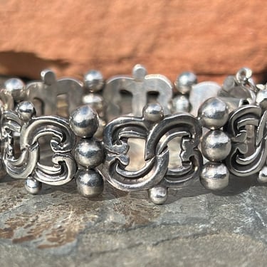 Maximiliano Mondragon ~ Vintage Taxco 980 Silver Incised Link Bracelet with Silver Globes c. 1950's 