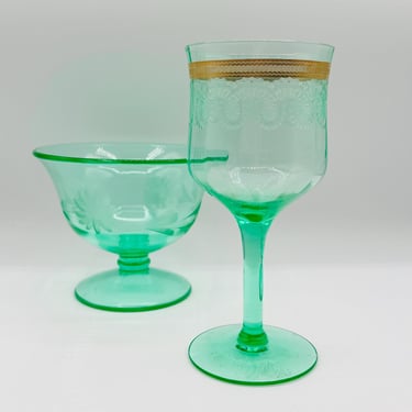 Vintage Etched bowl Era Uranium and Wine Green Glass -Luxury Gifts by LeChalet