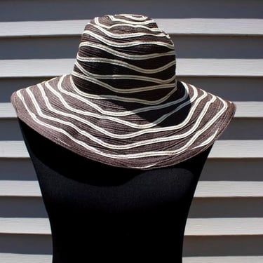 Filippo Catarzi | Vintage 90's Brown & Cream Striped Geometric Floppy Sun Hat | Boho, Earthy, Neutral, Vacation / Striped, Two Tone, Swirled 