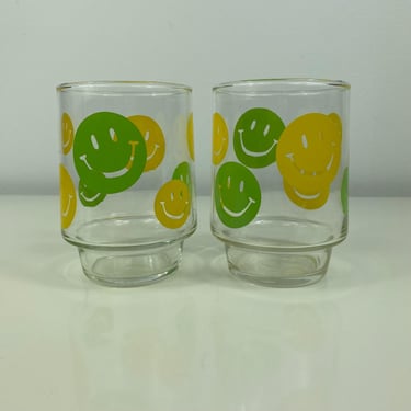 Retro Stacking Smiley Face Emoji Drinking Glass Set of Two, Vintage Happy Face Glass, Neon Green and Yellow Pattern Set Retro Glasses 