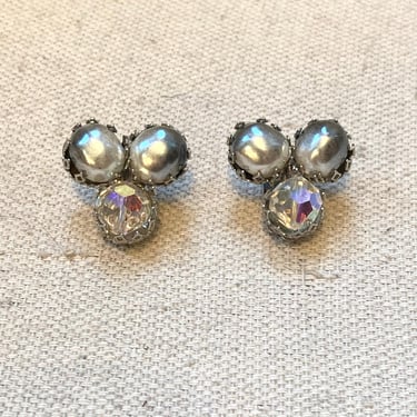 Vintage 50s 60s Gray PEARL + CRYSTAL Earrings / Chunky Clip Ons 