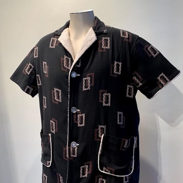 Vintage 1950'S Cabana Beach Shirt - ROYTEX Label - Black Printed Cotton - Terry Cloth Lining - Metal Buttons - Men's Size Large 