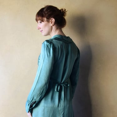 1920s silk satin tunic . vintage 20s green top . size xs to s 