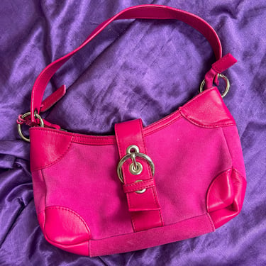 2000s Vintage Pink Buckle Shoulder Bag