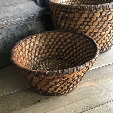 1 French Rustic Bread Basket, Large Coiled Rye Serving Basket, Hand Woven Rush Basket, French Farmhouse, Farm Table 