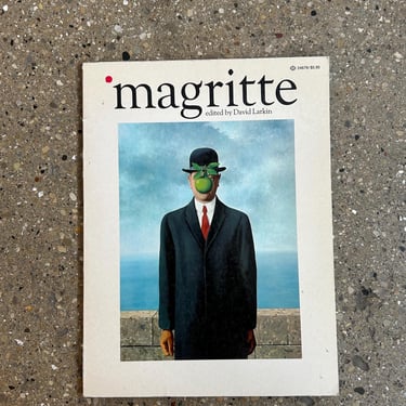 René MAGRITTE by David Larkin Art Painting 1972 printing 1975. "Magritte" edited by David Larkin, featuring René Magritte. 