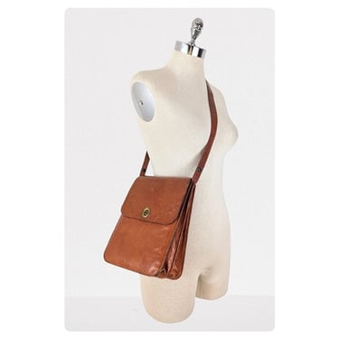vintage leather crossbody bag (Size: OS)