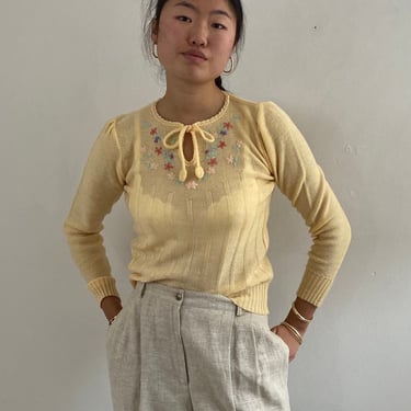 70s puff sleeve sweater / vintage butter yellow embroidered pointelle open knit ribbon tie keyhole sweater | Small 