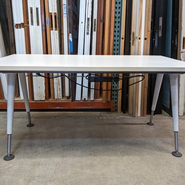 Herman Miller Adjustable Writing Desk 60 x 29 x 29.75