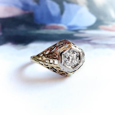 Vintage Art Deco .33ct. Diamond Filigree Engagement Ring 14K Two Tone 