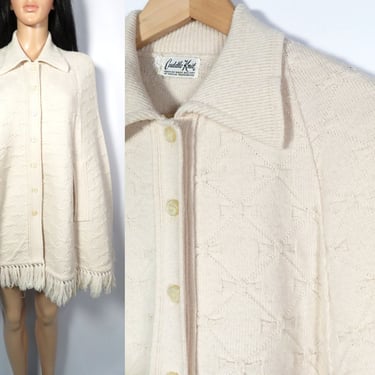Vintage 70s Cream Textured Knit Collared Button Up Cape Poncho With Fringe Size S/M 