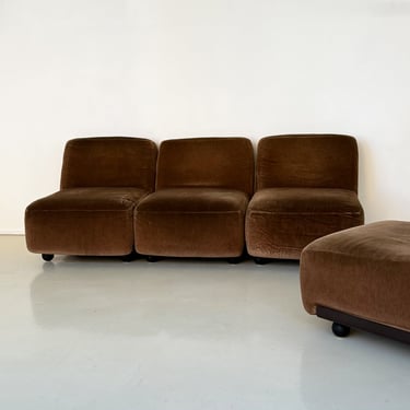 1970s Mario Bellini Amanta 24 Modular Sofa Set for B&amp;B Italia