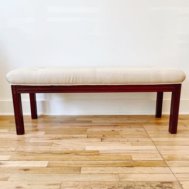 Silky upholstered bench