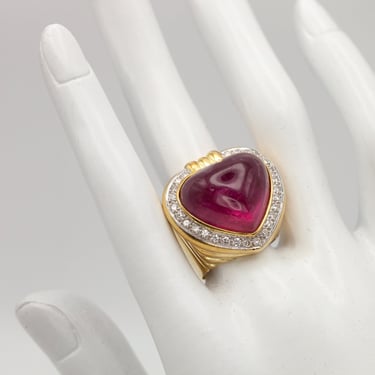 18 Karat Yellow Gold Ring with Large Heart-Shaped Pink Tourmaline