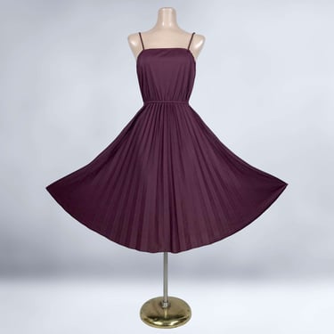 VINTAGE 70s Crystal Pleated Disco Slip Dress in Deep Burgundy M/L | 1970s BOHO Sun Dress | VFG 