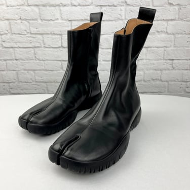 Maison Margiela Flat Tabi Boots, Size 41/US 11, Black