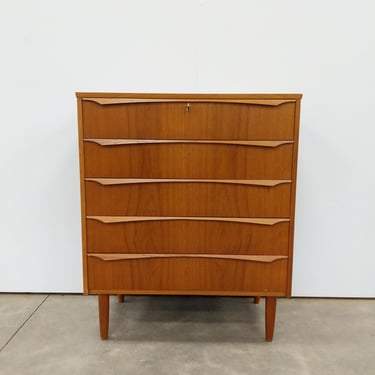 Vintage Danish Mid Century Modern Teak Dresser 