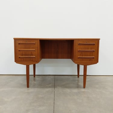 Vintage Danish Mid Century Modern Teak Svenstrup Desk 