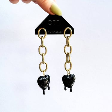 Dripping Heart Swing Chain Earrings