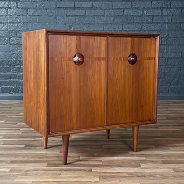 Mid-Century Modern Walnut & Rosewood Cabinet by Thosmasville, c.1960’s 