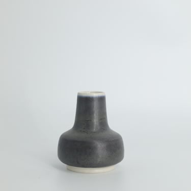 Mid-Century Scandinavian Modern Collectible Small Anthracite Stoneware Vase by Gunnar Borg for Höganäs Keramik, 1960s 