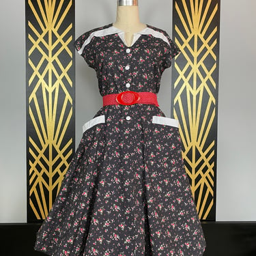 1950s style dress, black floral, Swiss dot, vintage dress, full skirt, dress with pockets, rockabilly style, large, strawberry novelty print 