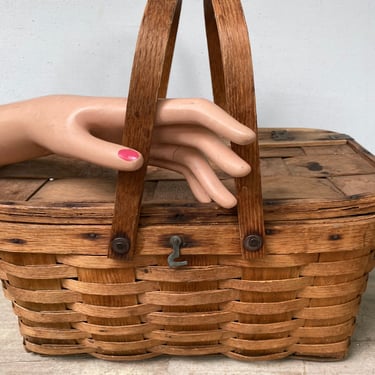 Vintage Picnic Basket, Woven Wood Basket, Small Size, Farmhouse, Shabby, Wood Handles 