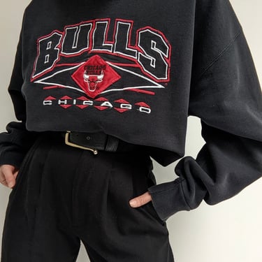 Favorite Vintage Embroidered Chicago Bulls Sweatshirt