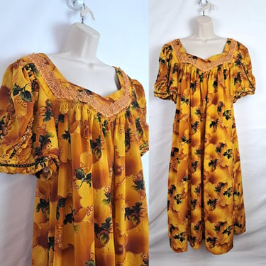 Vintage 70s Goldenrod Yellow Tropical Dress, Plus Size 