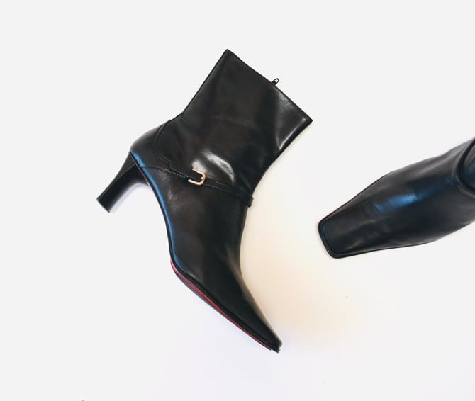 90s Black Leather Boots Size 8 Square Toe High heel Boots Bootie// 90s 00s Vintage Leather High Heel ankle Boots Size 8 