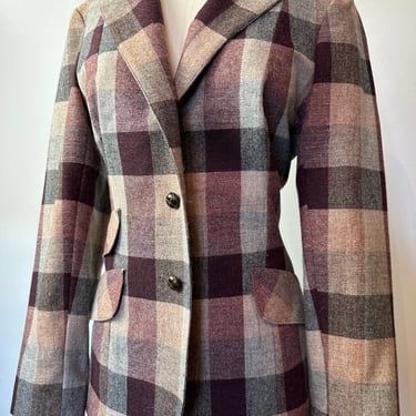 Vintage plaid blazer~1970’s- 80’s beautiful tailored 100% Wool  plum colors pastels~ ladies suit jacket  block plaid~ size M/L 8ish 