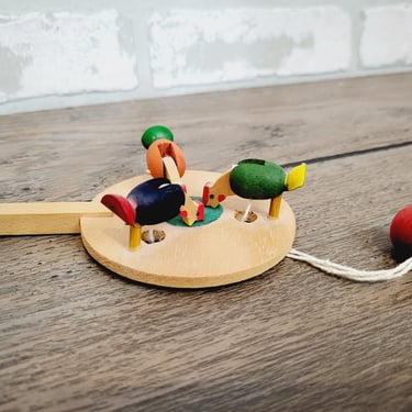 Chicken Feeding/Pecking Wood Toy Made in Sweden 
