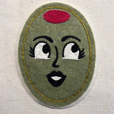 Handmade / hand embroidered olive green & off-white felt patch - green olive lady face - vintage style - traditional tattoo flash 