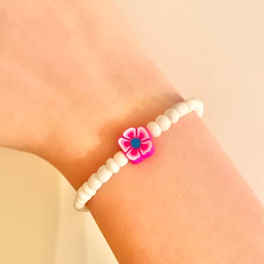 Handmade Hibiscus Bracelet - pink - Hawaiian Summer bracelet- Beach bracelet 