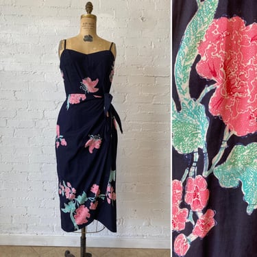 Vintage 1980s cotton sarong dress, hawaiian floral block print, 80s does 50s, 1950s style tiki dress, med 27, blue and pink batik 