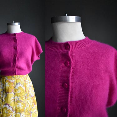 Vintage 1980s Magenta Sweater / Vintage Lambswool Sweater / Vintage Cropped Sweater Small / Short Sleeve Button Up Sweater XS 