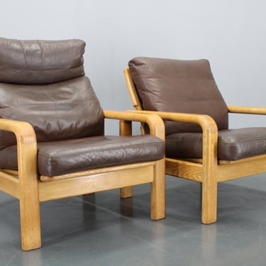 1970s L. Olsen & Søn Pair of Armchairs in Oak and Leather, Denmark 