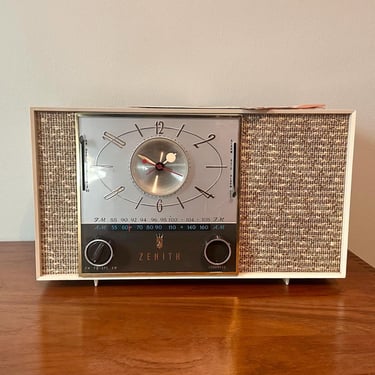 Zenith Art Deco Radio Model 808 Tombstone (1935) Bluetooth