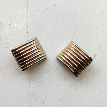 1960s Ribbed Square Clips 